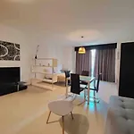 Seaview Apartment Sliema