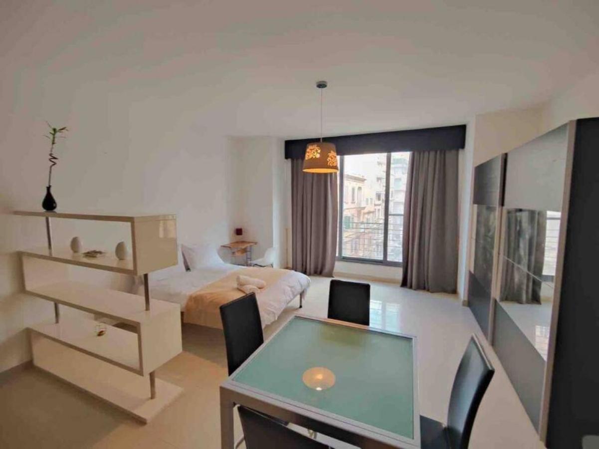 Seaview Apartment Sliema